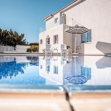 Villa Hibiscus Protaras Bagian luar foto