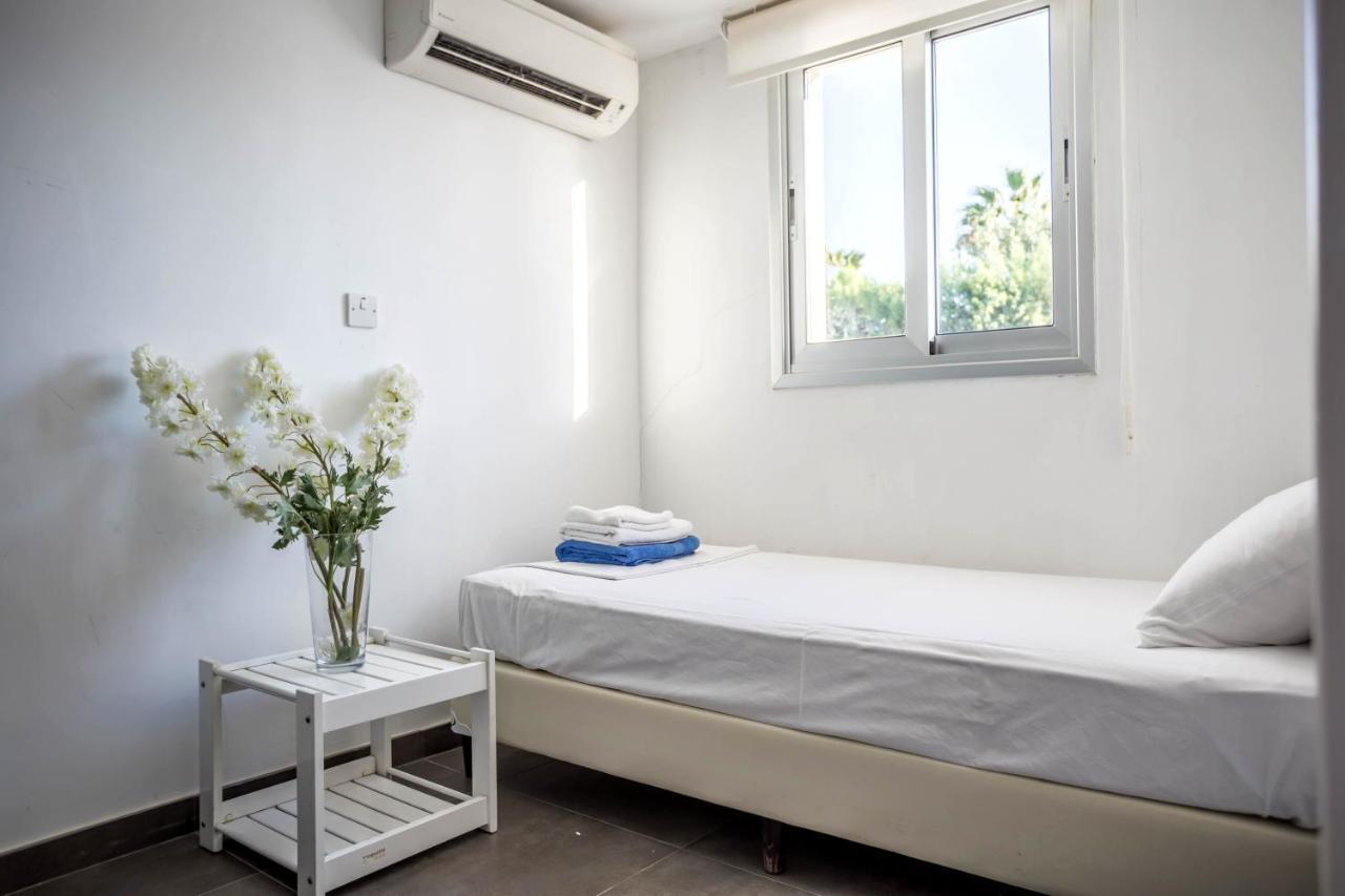 Villa Hibiscus Protaras Bagian luar foto