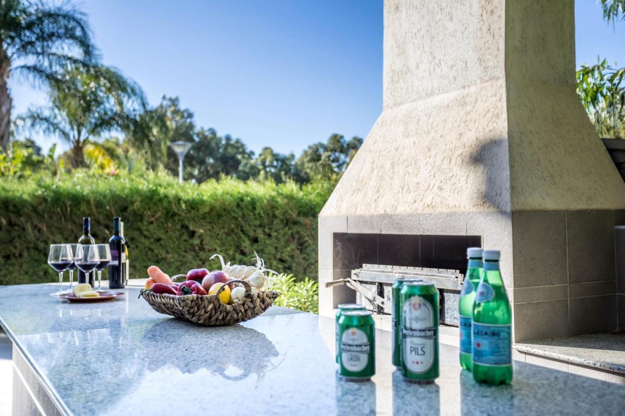 Villa Hibiscus Protaras Bagian luar foto