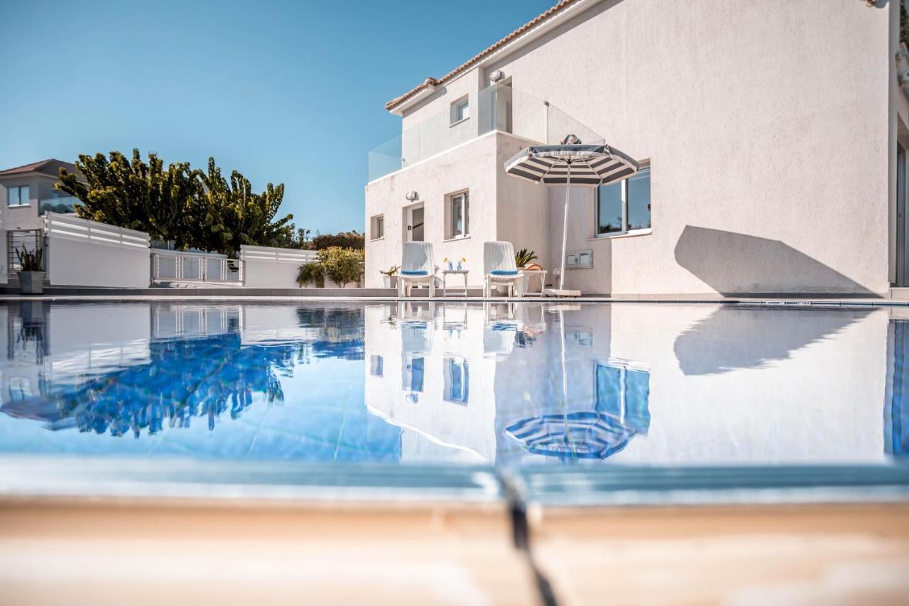 Villa Hibiscus Protaras Bagian luar foto