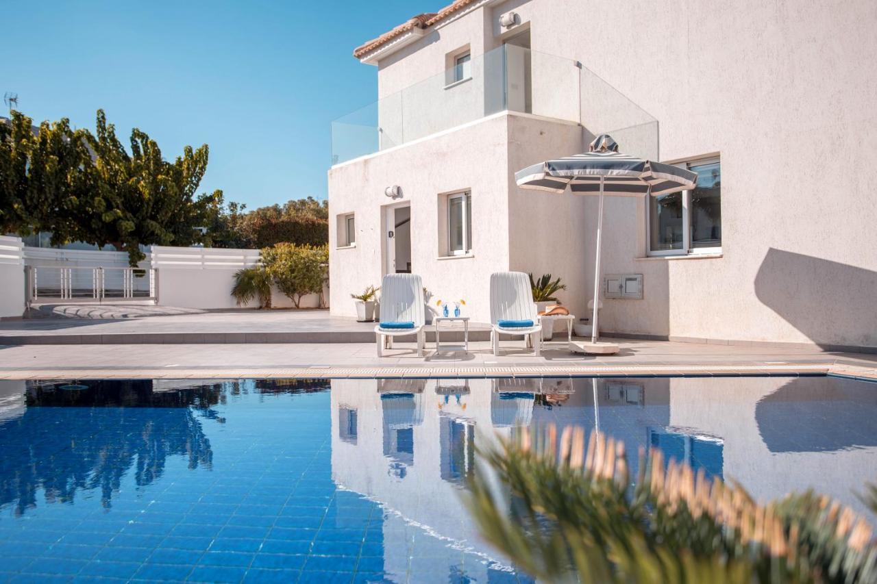 Villa Hibiscus Protaras Bagian luar foto