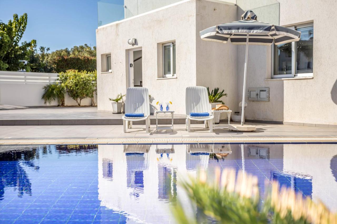 Villa Hibiscus Protaras Bagian luar foto